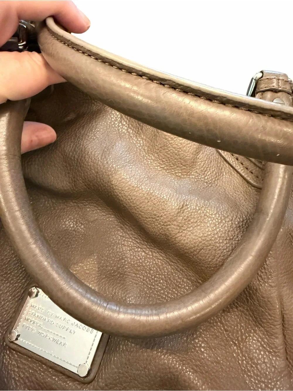 MARC By MARC JACOBS Taupe Classic Q Fran Leather Tote Shoulder Bag Hobo Preppy